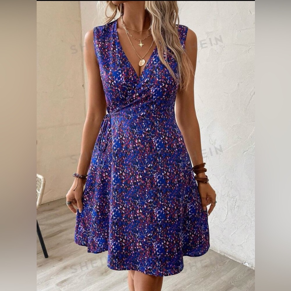 SHEIN Allover Print Surplice Neck Dress. 8/10 large, runs small